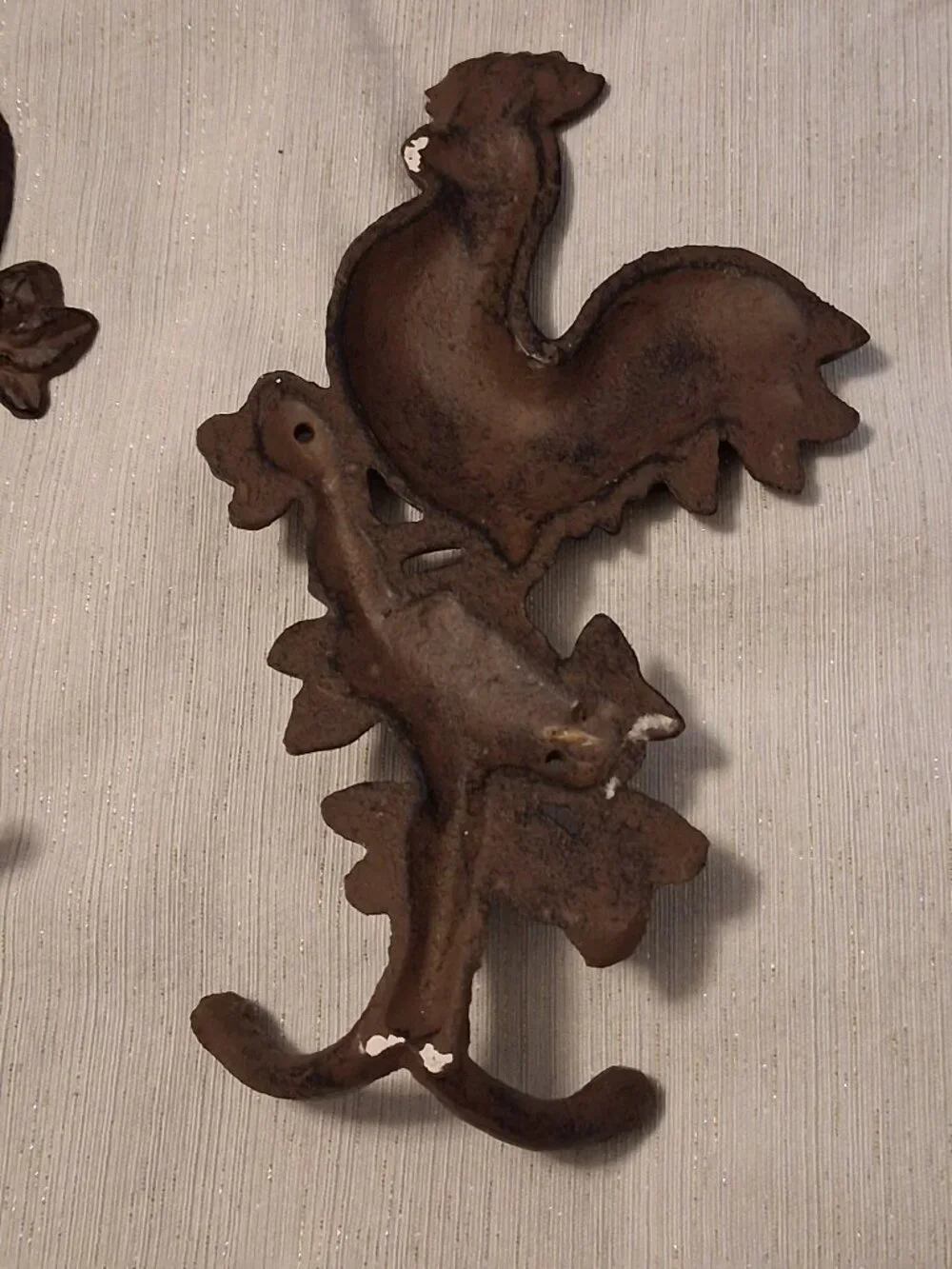 Vintage Cast Iron Rooster Chicken Wall Hanger Set Rustic Country Farmhouse Barn